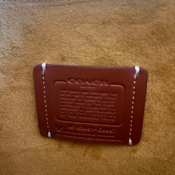 NWT Coach x Keith Haring Collab Shoulder Tote - Picture 6 of 6